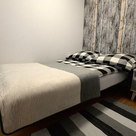 Apartament Columbus Apartment Ustrzyki Dolne Bagian luar foto