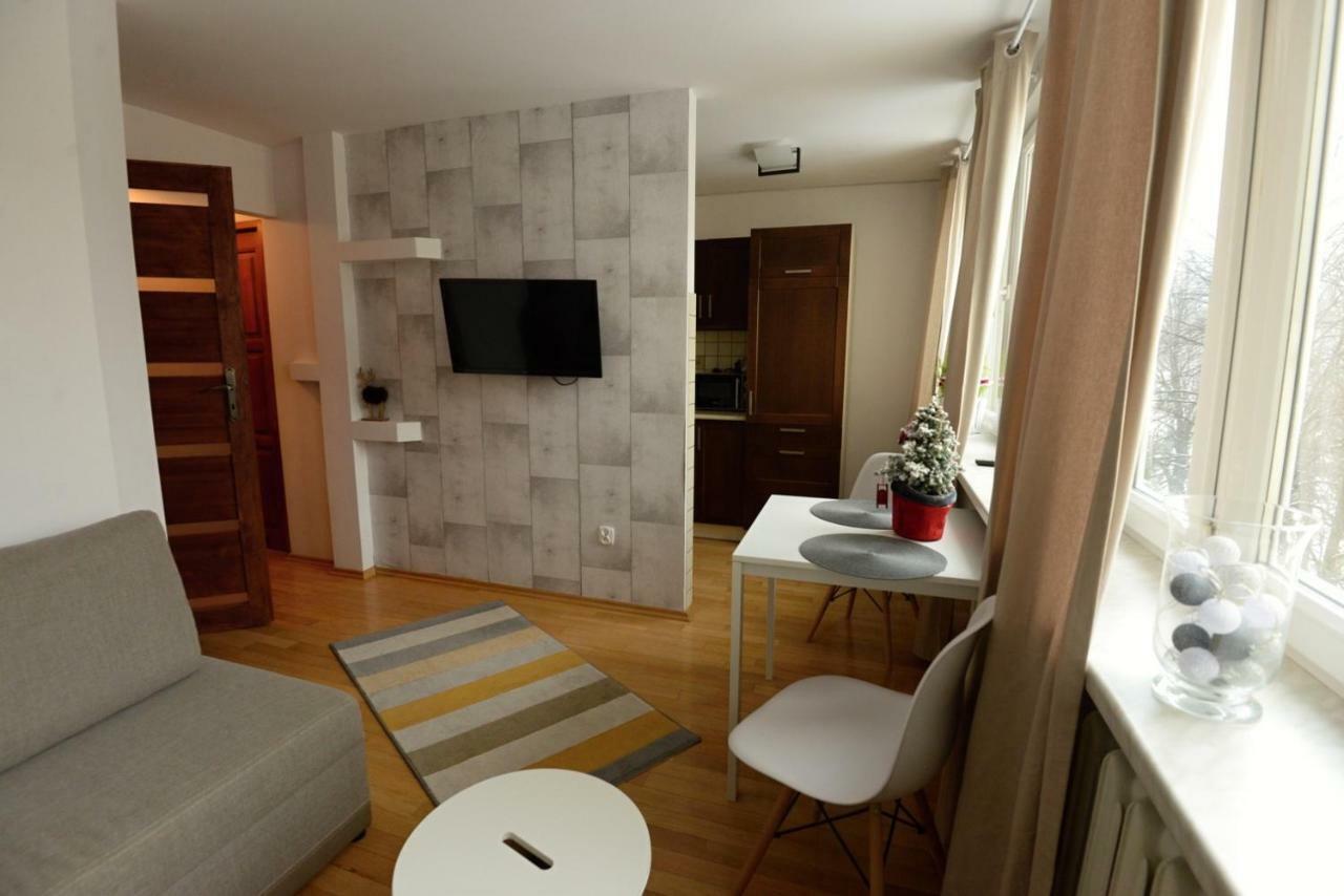 Apartament Columbus Apartment Ustrzyki Dolne Bagian luar foto