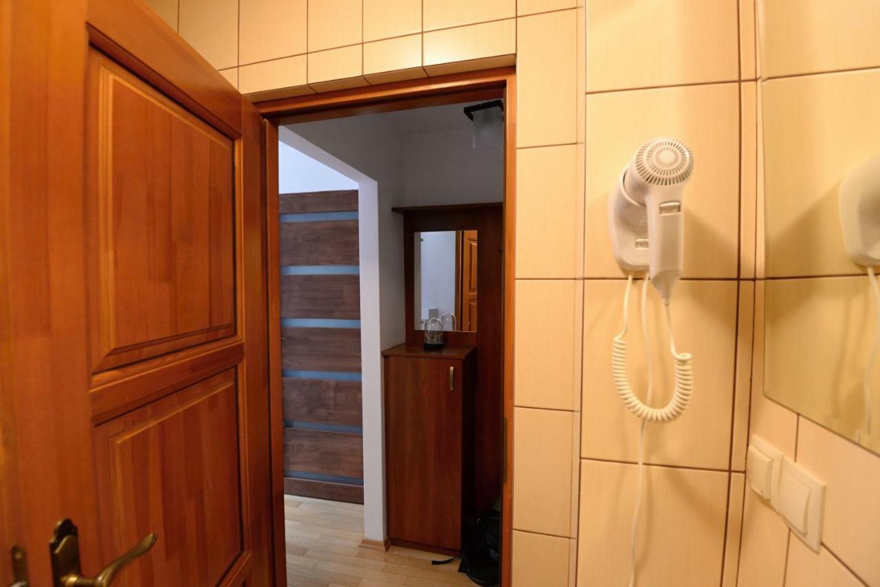 Apartament Columbus Apartment Ustrzyki Dolne Bagian luar foto