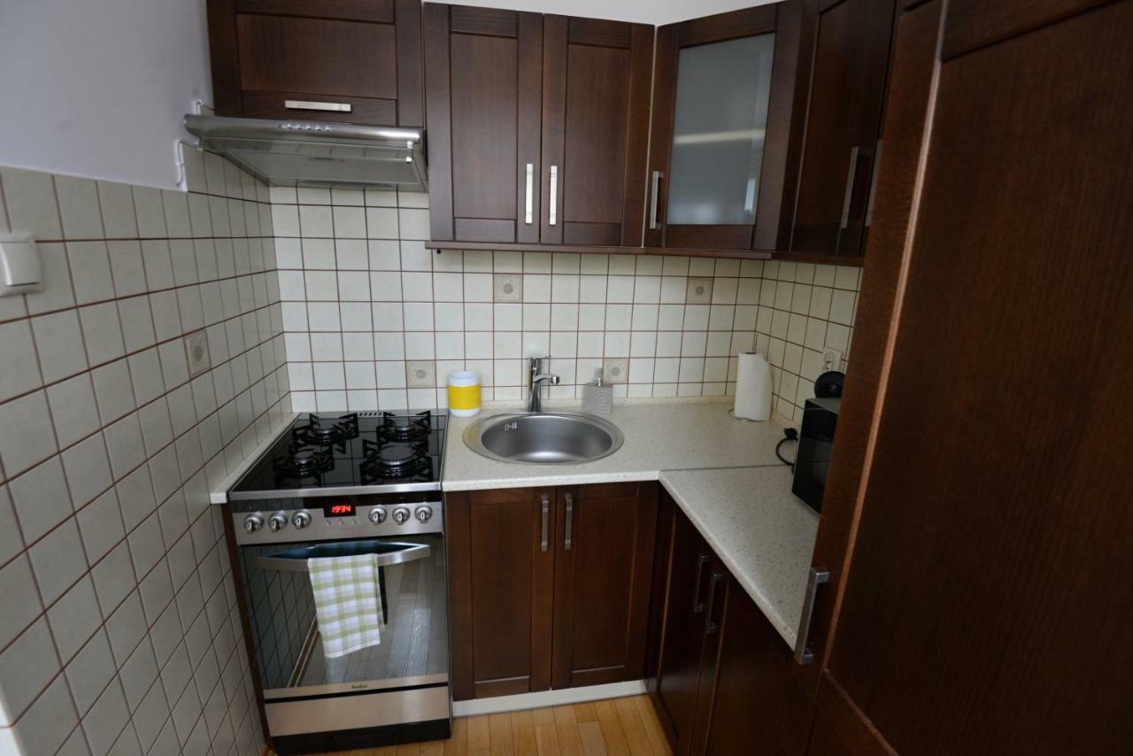 Apartament Columbus Apartment Ustrzyki Dolne Bagian luar foto